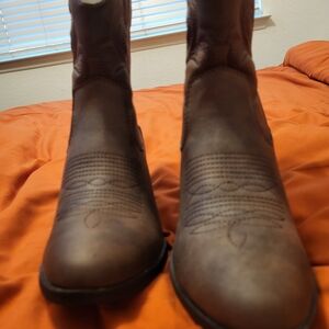 Global Win Dark Brown Leather Boots